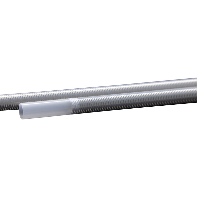 Punosvahvistettu letku